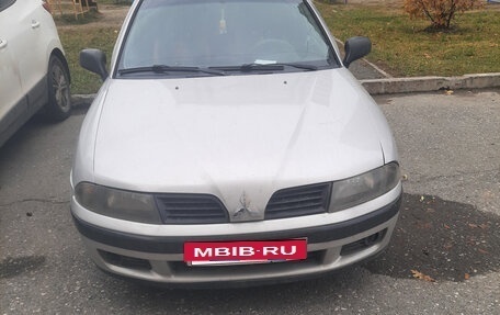 Mitsubishi Carisma I, 2003 год, 400 000 рублей, 3 фотография