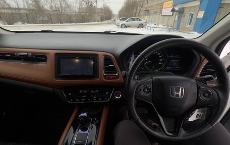 Honda Vezel, 2014 год, 1 550 000 рублей, 15 фотография