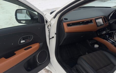 Honda Vezel, 2014 год, 1 550 000 рублей, 10 фотография