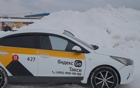 Hyundai Solaris II рестайлинг, 2020 год, 1 100 000 рублей, 4 фотография