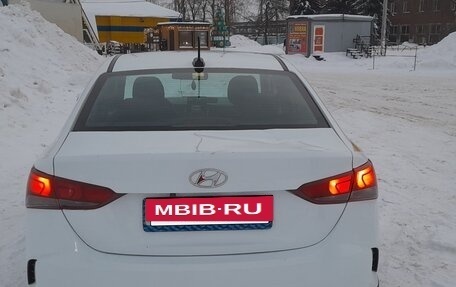 Hyundai Solaris II рестайлинг, 2020 год, 1 100 000 рублей, 2 фотография