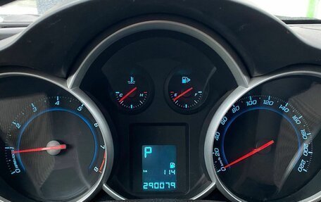 Chevrolet Cruze II, 2011 год, 585 000 рублей, 12 фотография