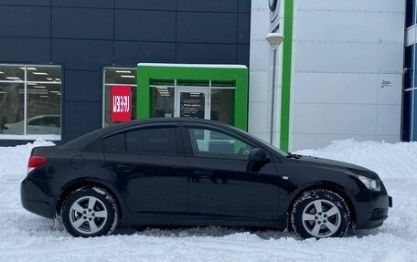 Chevrolet Cruze II, 2011 год, 585 000 рублей, 4 фотография