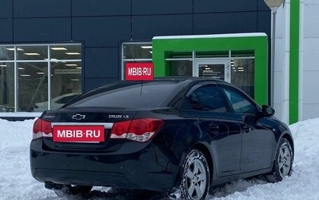 Chevrolet Cruze II, 2011 год, 585 000 рублей, 5 фотография