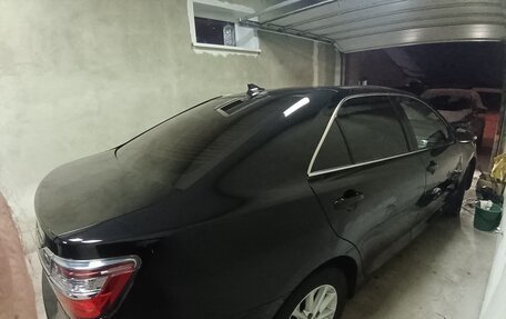 Toyota Camry, 2017 год, 2 250 000 рублей, 5 фотография