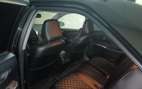 Toyota Camry, 2017 год, 2 250 000 рублей, 8 фотография