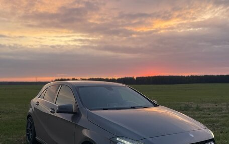 Mercedes-Benz A-Класс, 2014 год, 1 620 000 рублей, 5 фотография