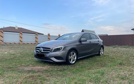 Mercedes-Benz A-Класс, 2014 год, 1 620 000 рублей, 18 фотография