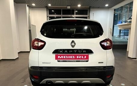 Renault Kaptur I рестайлинг, 2017 год, 1 365 000 рублей, 4 фотография