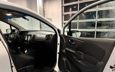 Renault Kaptur I рестайлинг, 2017 год, 1 365 000 рублей, 24 фотография