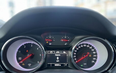 Opel Insignia II рестайлинг, 2019 год, 1 990 000 рублей, 11 фотография