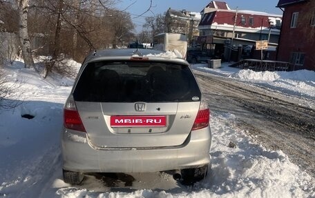 Honda Fit III, 2006 год, 165 000 рублей, 1 фотография