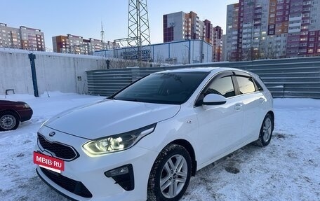 KIA cee'd III, 2020 год, 1 980 000 рублей, 2 фотография