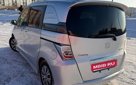 Honda Freed I, 2012 год, 950 000 рублей, 4 фотография