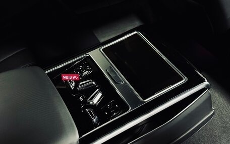 Audi A8, 2019 год, 5 780 000 рублей, 14 фотография