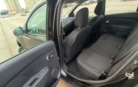 Renault Sandero II рестайлинг, 2016 год, 850 000 рублей, 13 фотография