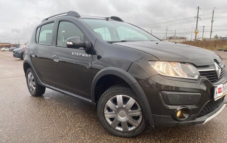 Renault Sandero II рестайлинг, 2016 год, 850 000 рублей, 10 фотография