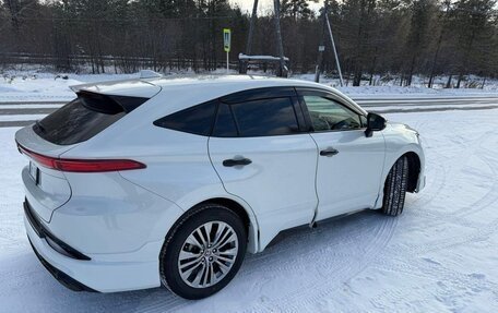 Toyota Harrier, 2021 год, 3 900 000 рублей, 3 фотография