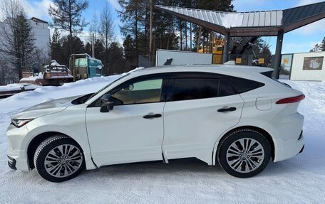 Toyota Harrier, 2021 год, 3 900 000 рублей, 4 фотография