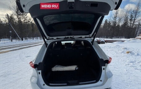 Toyota Harrier, 2021 год, 3 900 000 рублей, 6 фотография