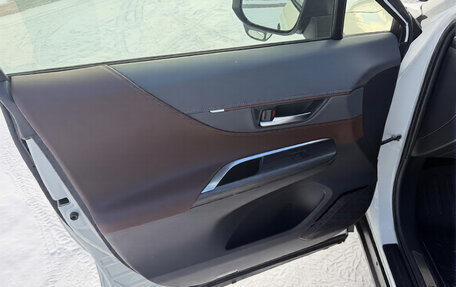 Toyota Harrier, 2021 год, 3 900 000 рублей, 11 фотография