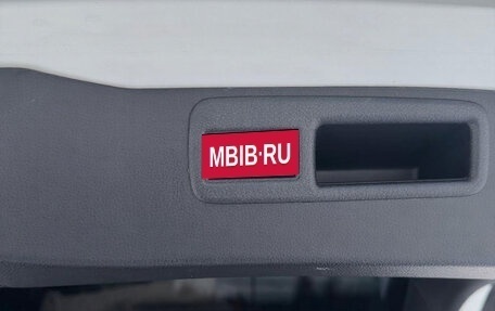 Toyota Harrier, 2021 год, 3 900 000 рублей, 26 фотография