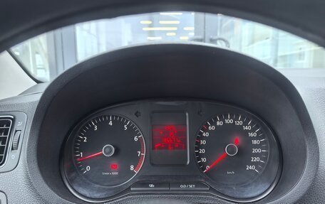 Volkswagen Polo VI (EU Market), 2012 год, 635 000 рублей, 19 фотография