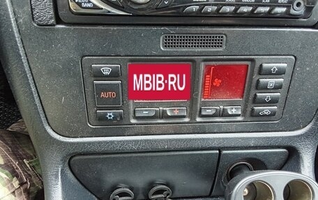 Audi A4, 1995 год, 215 000 рублей, 11 фотография