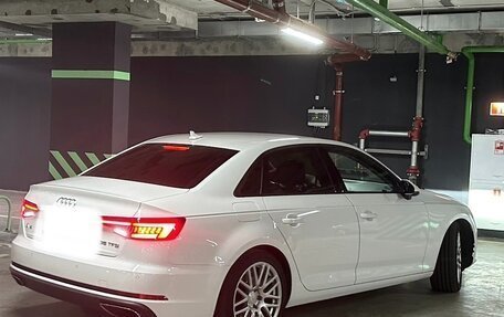 Audi A4, 2019 год, 2 950 000 рублей, 14 фотография
