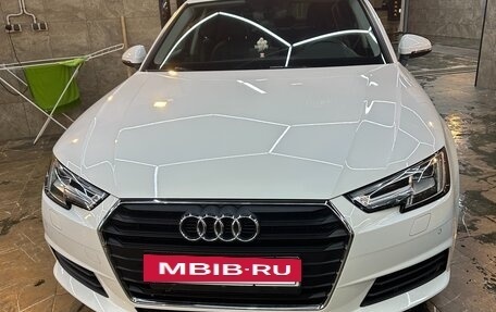 Audi A4, 2019 год, 2 950 000 рублей, 15 фотография