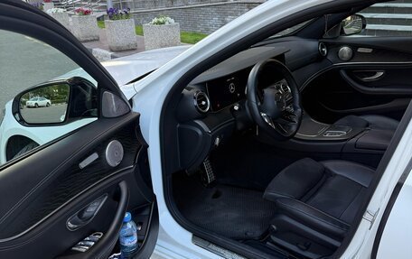 Mercedes-Benz E-Класс, 2021 год, 3 870 000 рублей, 11 фотография