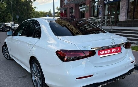 Mercedes-Benz E-Класс, 2021 год, 3 870 000 рублей, 4 фотография