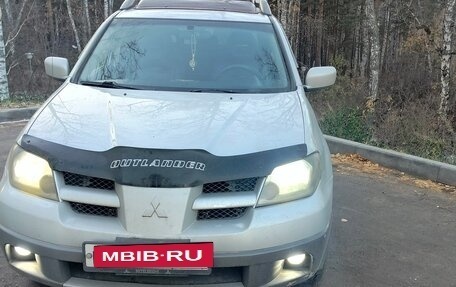 Mitsubishi Outlander III рестайлинг 3, 2002 год, 500 000 рублей, 7 фотография