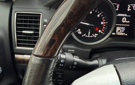 Toyota Land Cruiser 200, 2013 год, 4 350 000 рублей, 12 фотография