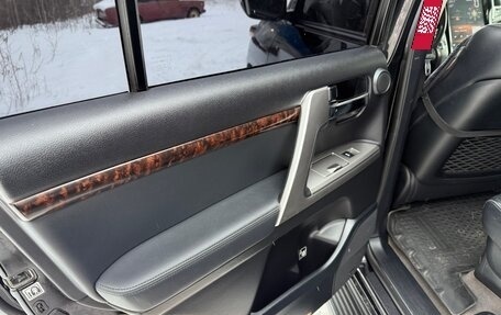 Toyota Land Cruiser 200, 2013 год, 4 350 000 рублей, 8 фотография