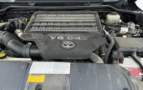 Toyota Land Cruiser 200, 2013 год, 4 350 000 рублей, 18 фотография