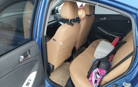 Hyundai Solaris II рестайлинг, 2012 год, 990 000 рублей, 6 фотография