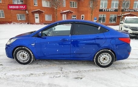 Hyundai Solaris II рестайлинг, 2012 год, 990 000 рублей, 4 фотография