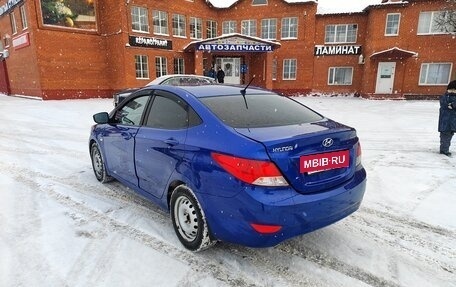 Hyundai Solaris II рестайлинг, 2012 год, 990 000 рублей, 3 фотография