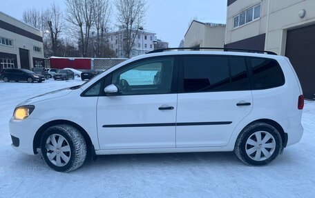Volkswagen Touran III, 2013 год, 850 000 рублей, 6 фотография