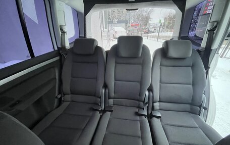 Volkswagen Touran III, 2013 год, 850 000 рублей, 10 фотография