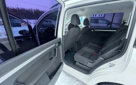 Volkswagen Touran III, 2013 год, 850 000 рублей, 14 фотография
