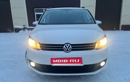 Volkswagen Touran III, 2013 год, 850 000 рублей, 8 фотография