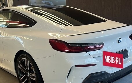 BMW 8 серия, 2019 год, 6 100 000 рублей, 2 фотография