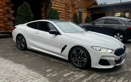 BMW 8 серия, 2019 год, 6 100 000 рублей, 5 фотография