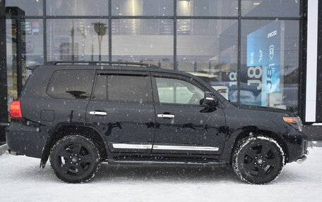 Toyota Land Cruiser 200, 2014 год, 2 925 000 рублей, 4 фотография