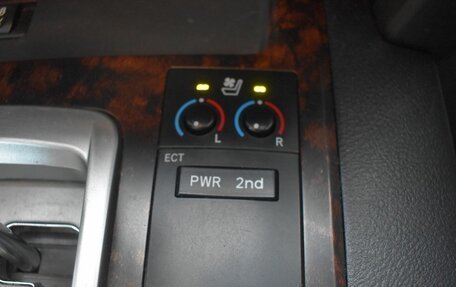 Toyota Land Cruiser 200, 2014 год, 2 925 000 рублей, 16 фотография