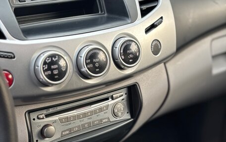 Mitsubishi L200 IV рестайлинг, 2013 год, 1 600 000 рублей, 13 фотография