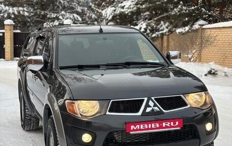 Mitsubishi L200 IV рестайлинг, 2013 год, 1 600 000 рублей, 7 фотография
