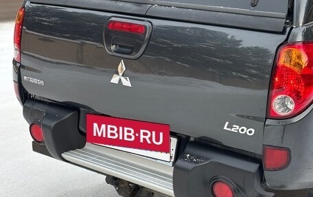 Mitsubishi L200 IV рестайлинг, 2013 год, 1 600 000 рублей, 24 фотография